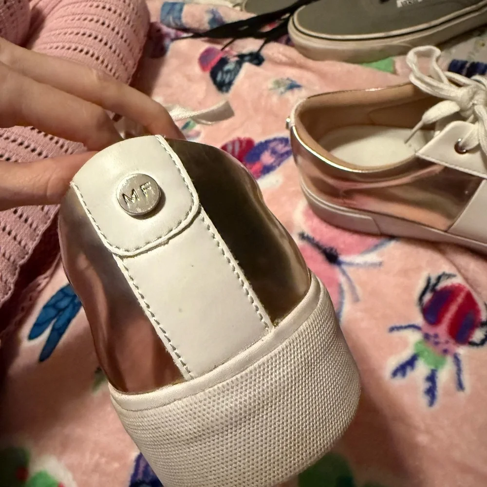 SOLD Marc Fisher Stylish White pink rosegold Women's platform Sneakers - Picture 5 of 6